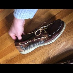 Sperry dock shoes size 8.5